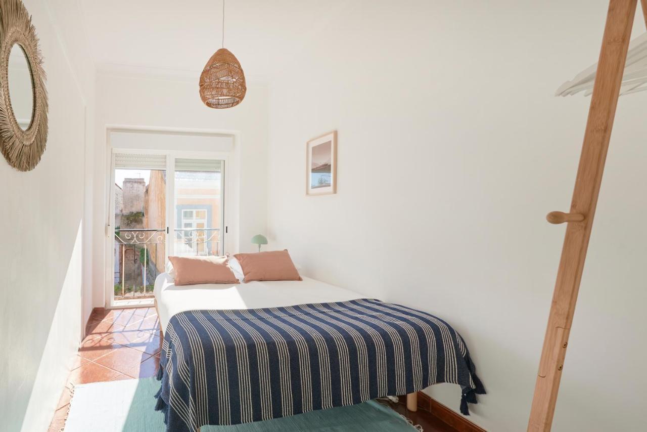 Central & Sunny 2Br Apt Near Beach, By Timecooler Setubal Exterior photo