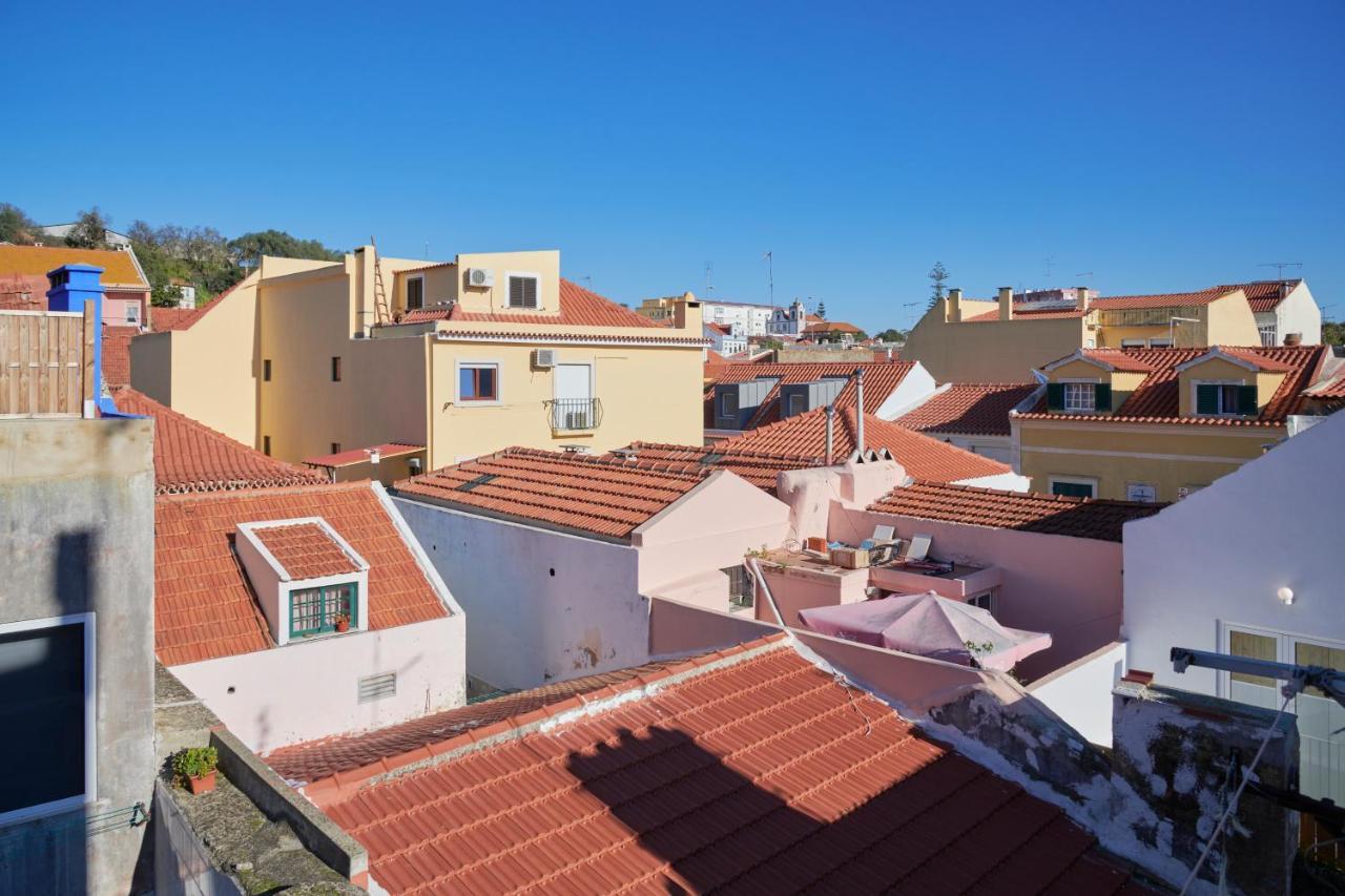 Central & Sunny 2Br Apt Near Beach, By Timecooler Setubal Exterior photo